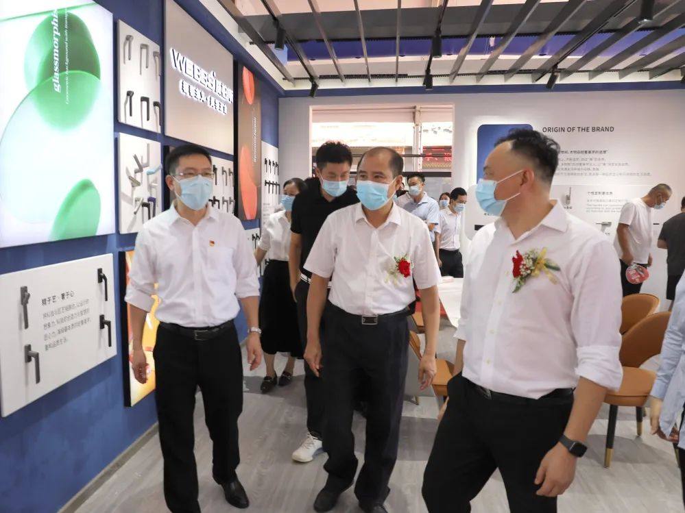 第二十屆中國（鳳池）鋁門窗建築裝飾博覽會盛大開幕