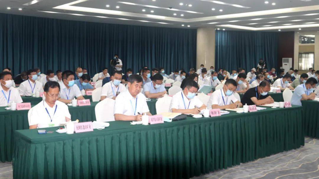 葫芦岛八家矿业股份有限公司作为优秀企业代表参加全省绿色矿山建设现场会