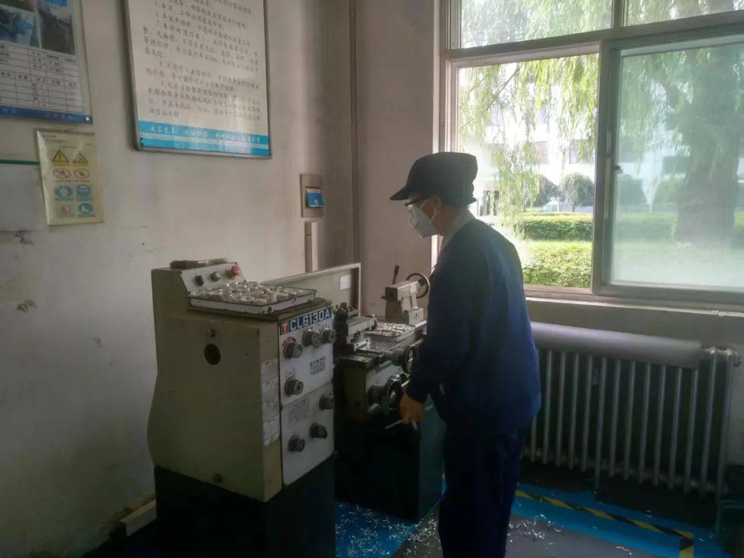 青海百河铝业有限责任公司质量检验中心喜添新“宝贝”