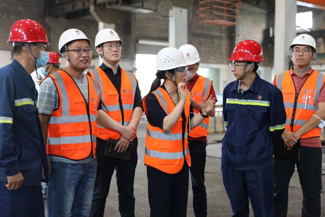 中信集团业务协同部高级经理朱卫兵一行到宁东铝业进行工作交流