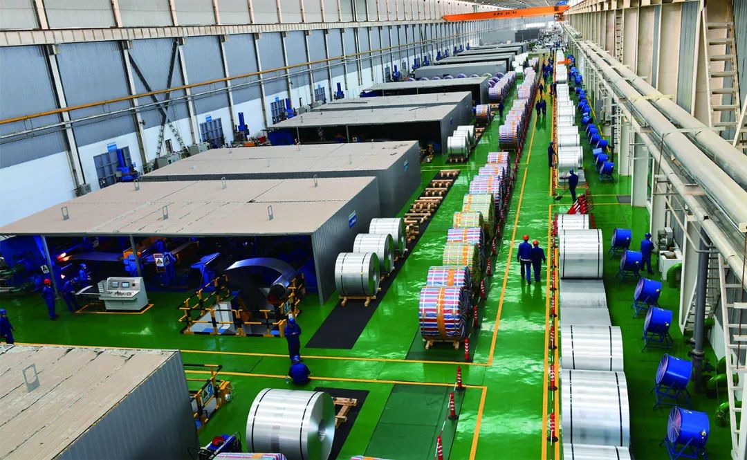 東興鋁業公司超額完成上半年生產經營目標任務