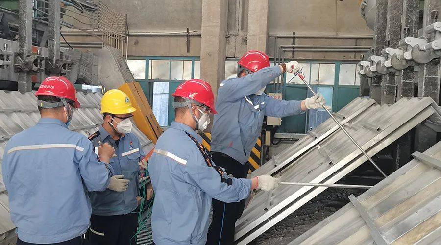 中铝青海分公司电解厂实现时间任务双过半
