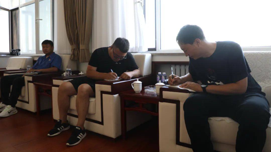 葫芦岛有色董事长陈志方会见赤峰富邦铜业有限责任公司副总经理赵建军一行