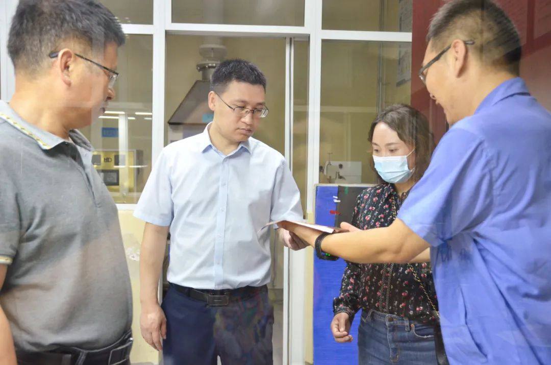 河南省开发区改革阶段性工作评估组一行4人到金源朝辉公司参观调研