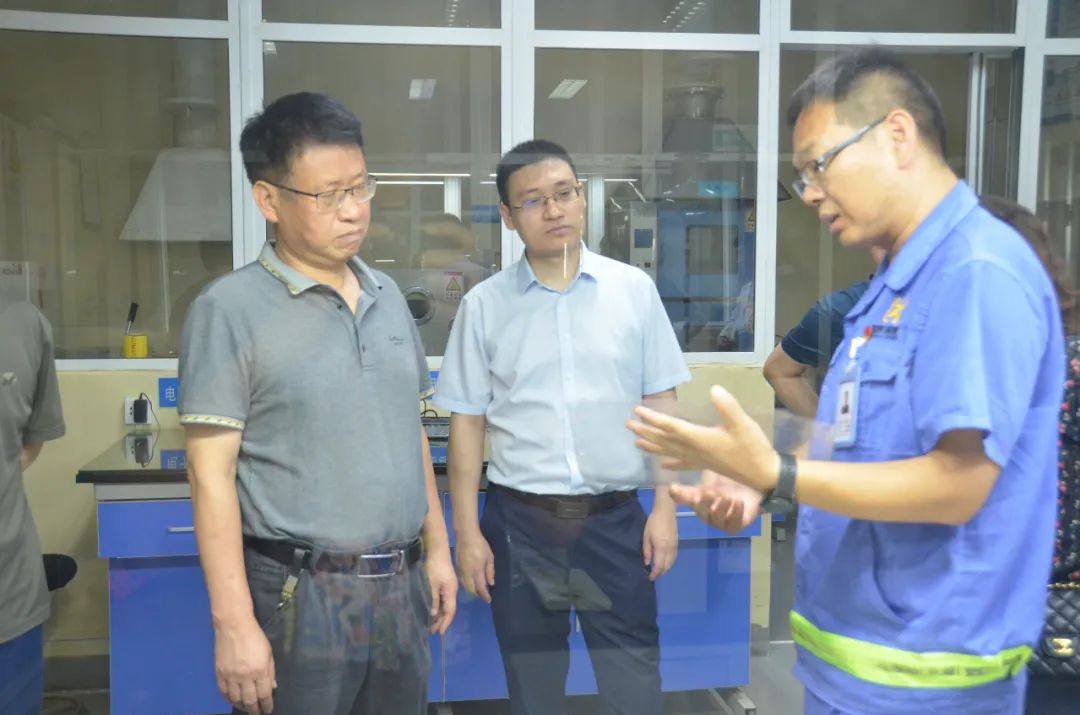 河南省开发区改革阶段性工作评估组一行4人到金源朝辉公司参观调研