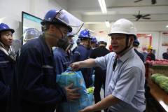 重慶市能源工會主席張偉軍一行到旗能電鋁公司慰問調研