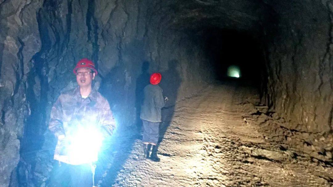 八家礦業公司紅旗礦冰溝至嶽屯運輸巷順利貫通