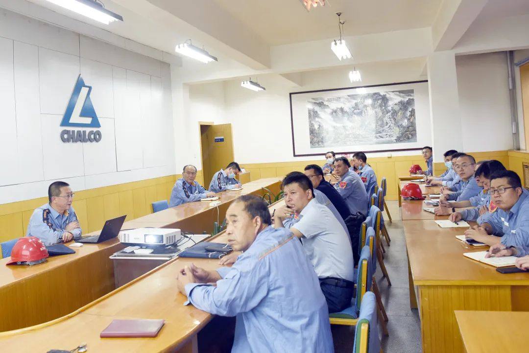 中铝西北铝西北铝召开16吨熔铸生产线技术改造项目开工启动会