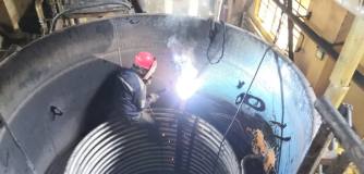 中鋁青海分公司工服公司順利完成陰極事業部瀝青存儲罐加熱盤管更換任務