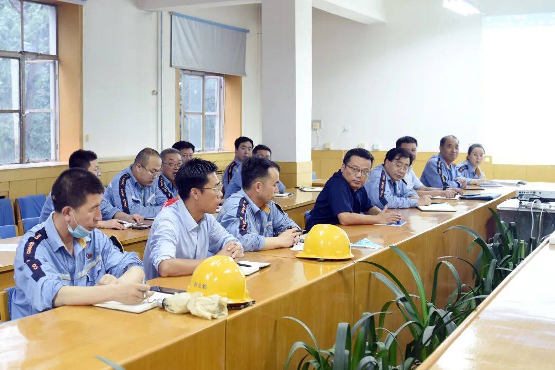 中铝西北铝西北铝召开16吨熔铸生产线技术改造项目开工启动会