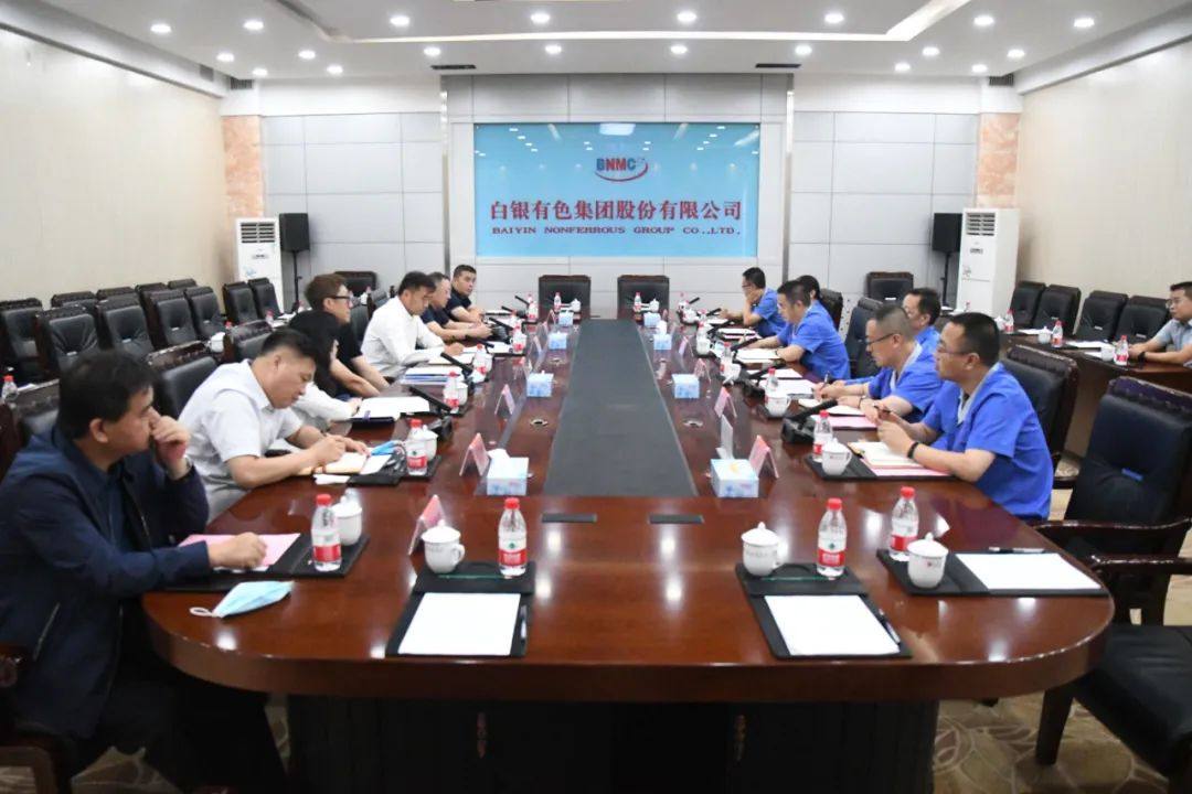 白銀集團董事長王普公王彬會見中國華騰工業公司副總裁劉曉東