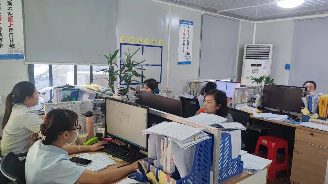 彩虹铝业营销管理部八月订单再创佳绩