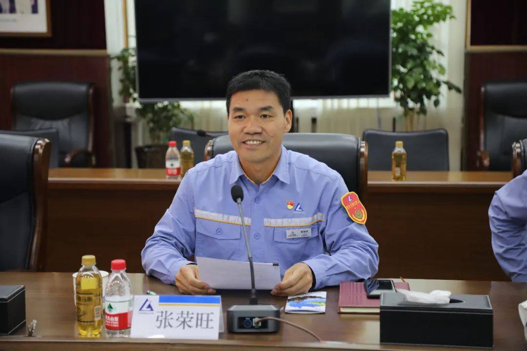 中国运载火箭技术研究院物资中心主任刘新民一行到中铝东轻调研