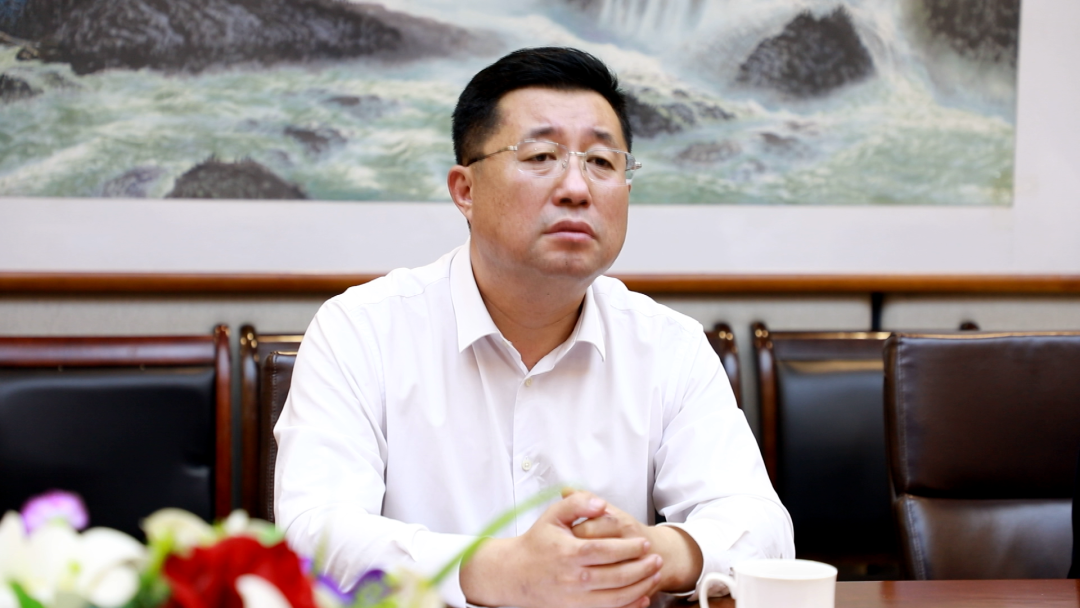 建昌縣委書記張祥波  縣長趙宜洋到宏躍集團調研