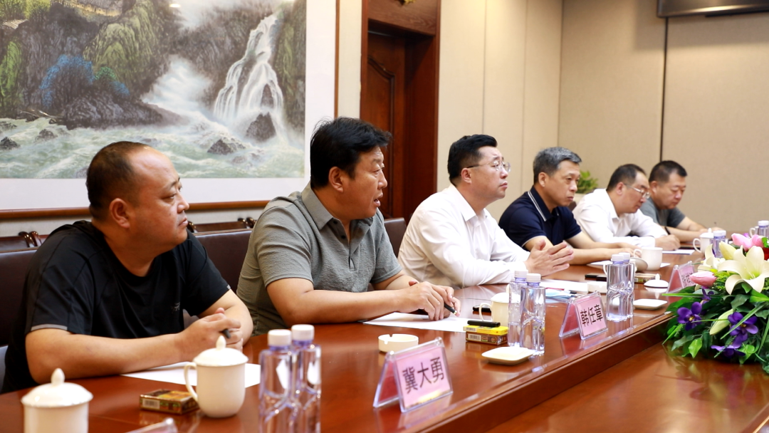 建昌縣委書記張祥波  縣長趙宜洋到宏躍集團調研