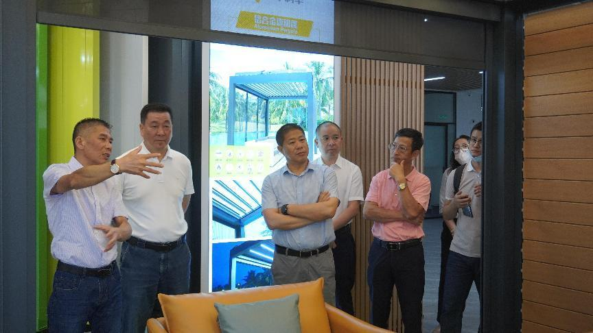 南海铝协、产业联盟陪同范顺科理事长到广东佛山铝加工企业调研