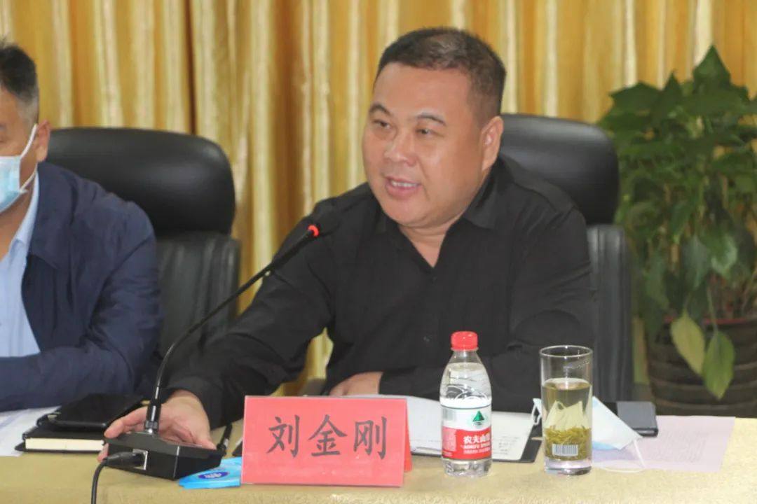 郑州市新材料产业发展座谈会在明泰铝业顺利召开