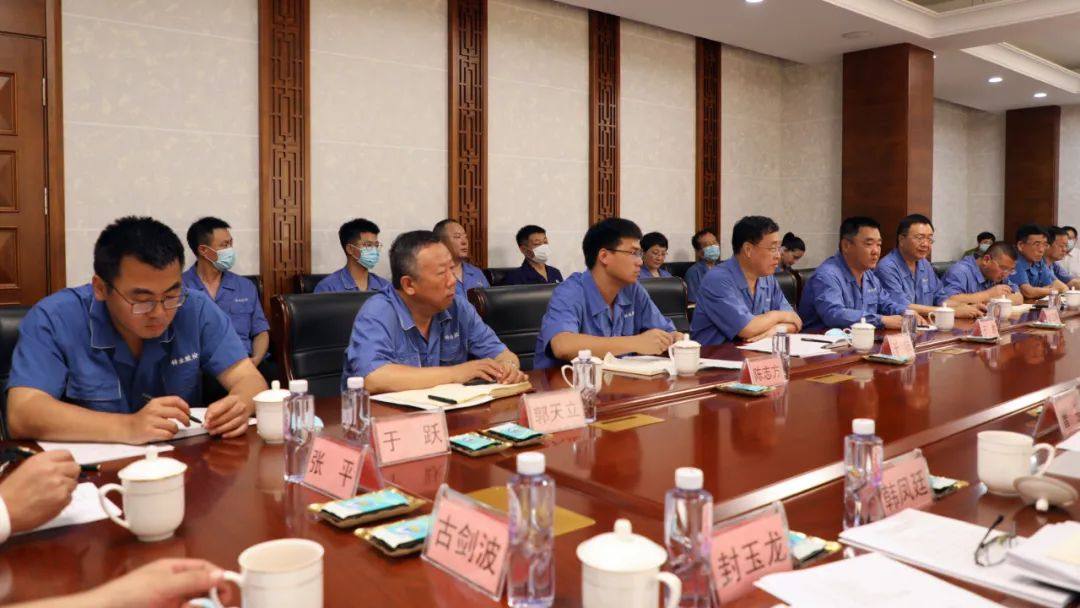 市委副书记、市长何志勇到葫芦岛有色调研