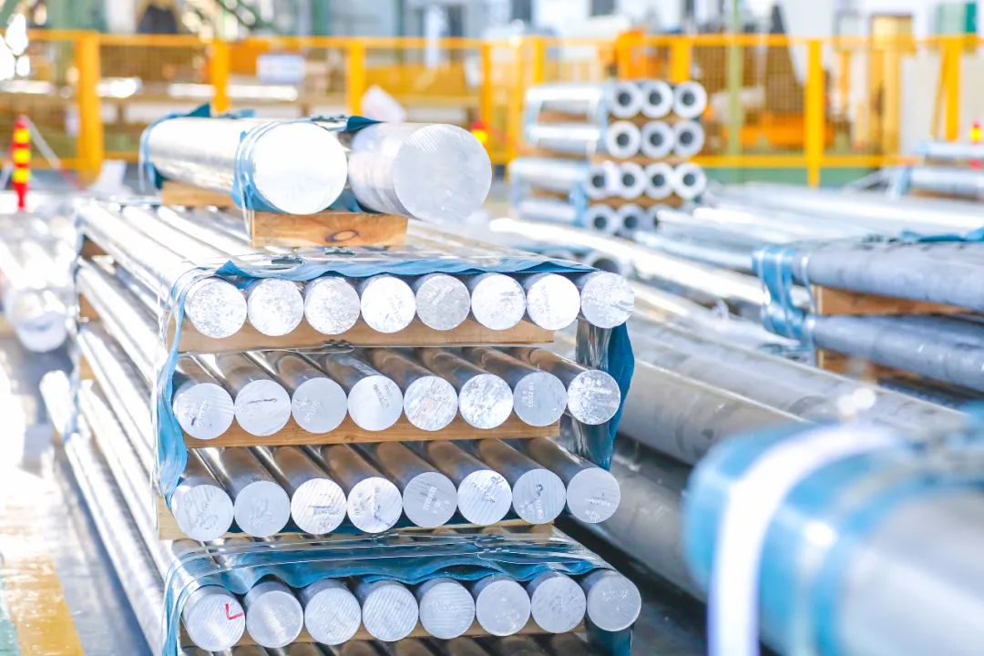 中鋁東輕特材公司某合金棒材成品率完成中鋁高端制造對標指標