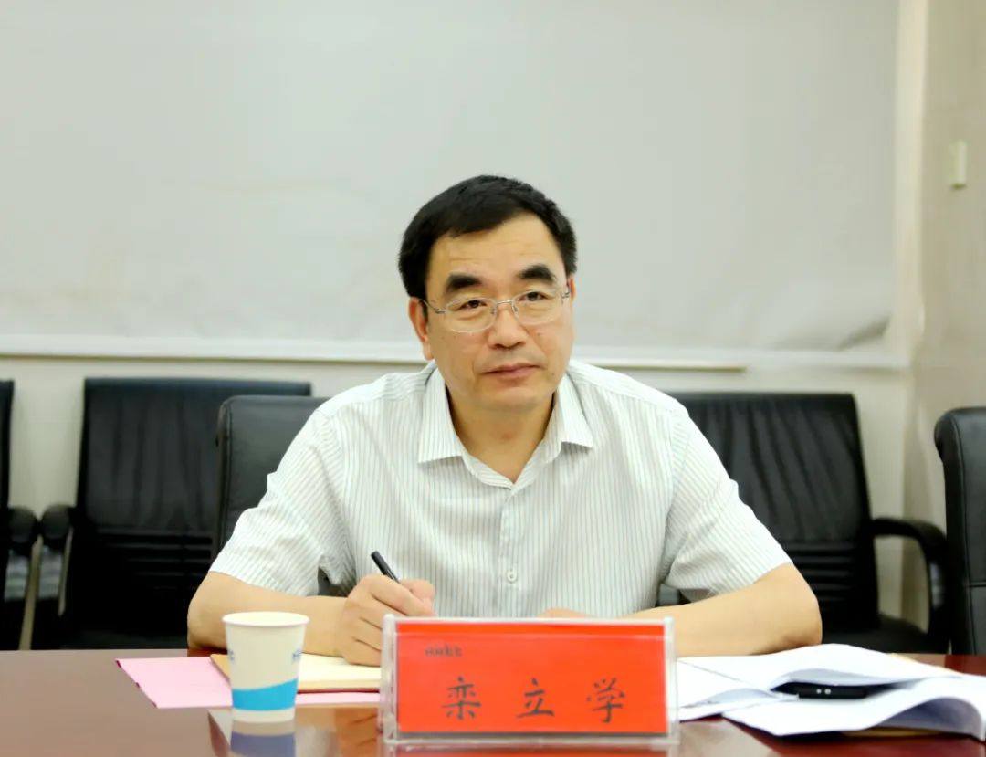 商丘市中级人民法院客人到访河南中美铝业 孙广建与栾立学会谈