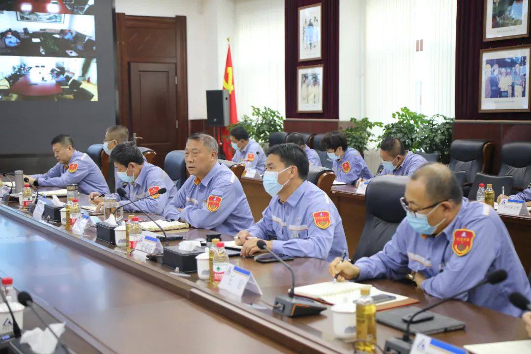 中铝东轻召开8月份经济活动分析会