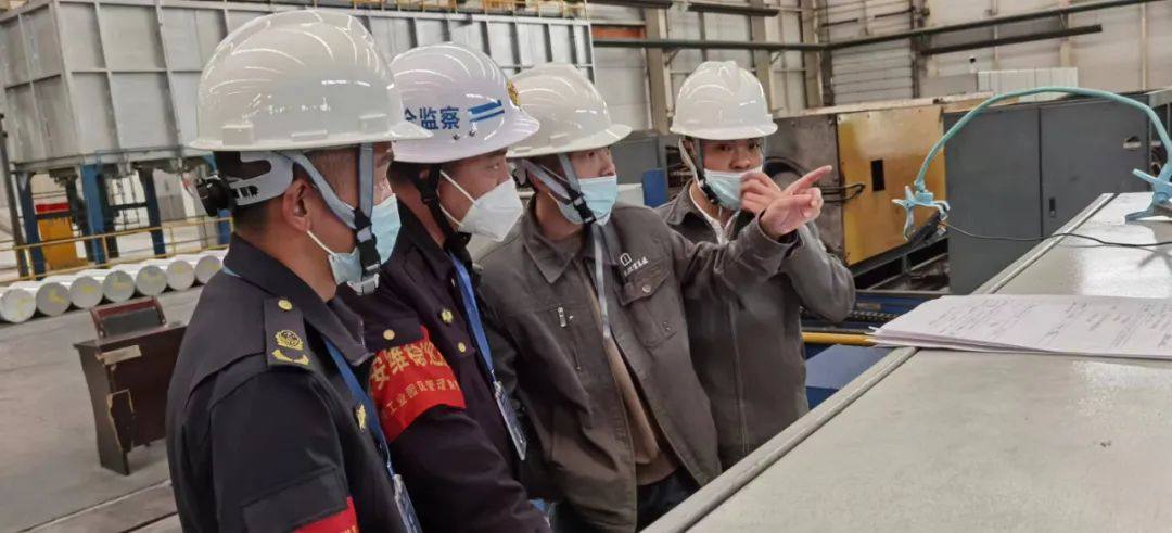 东川工业园区管委会联合督查组莅临国鑫铝业开展综合督导检查
