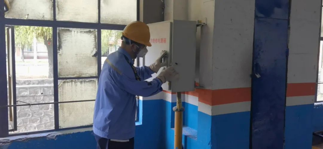 包頭鋁業電解四廠開展節前安全環保自檢自查活動