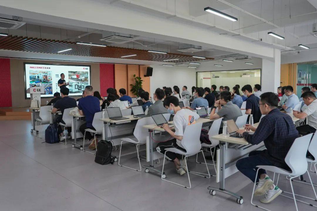 力劲集团(宁波杭州湾新区)大型压铸机项目开工奠基