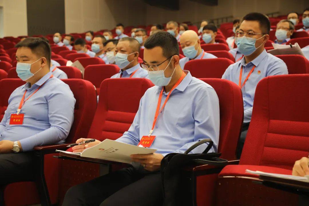 中铝东轻工会五届一次会员代表大会隆重召开