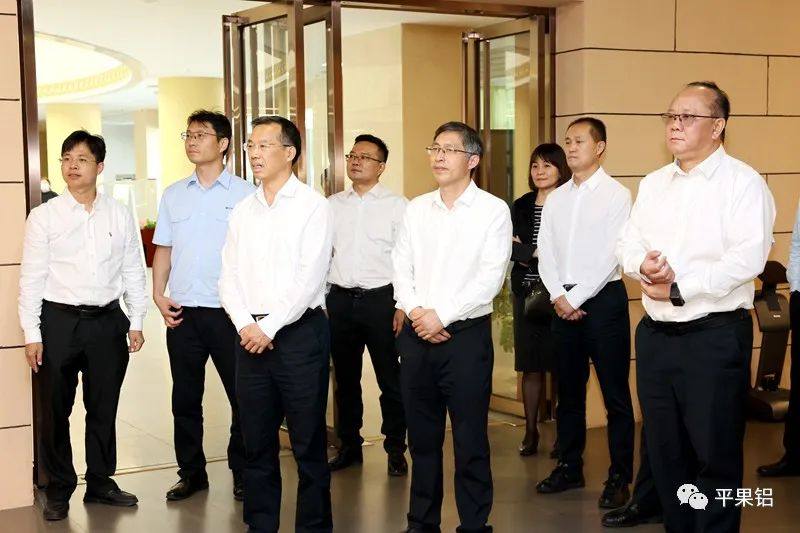 中铝股份广西分公司与广西大学签署战略合作协议
