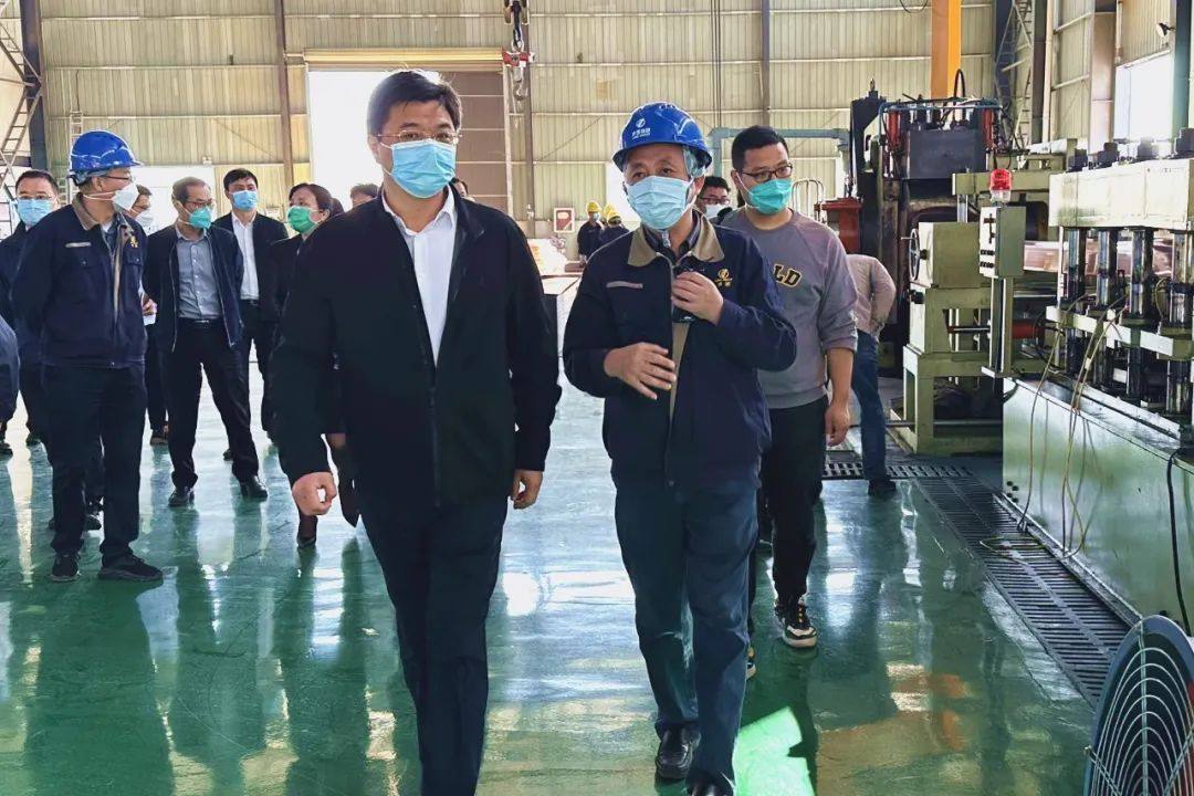 江西省鹰潭市长张子建莅临力博集团江西厂区调研指导