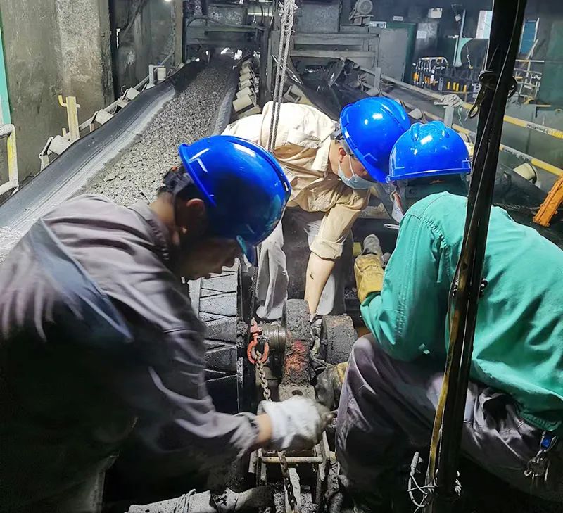 华锡集团铜坑矿业分公司连续两个月超额完成生产任务
