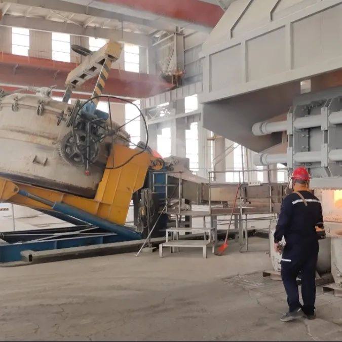 华兴铝业铸造工序液压倾翻进铝系统升级改造成功