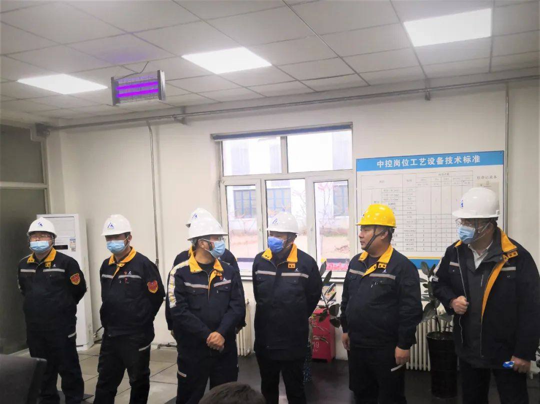 铝用炭素分会陈维胜秘书长一行拜访抚顺铝业有限公司