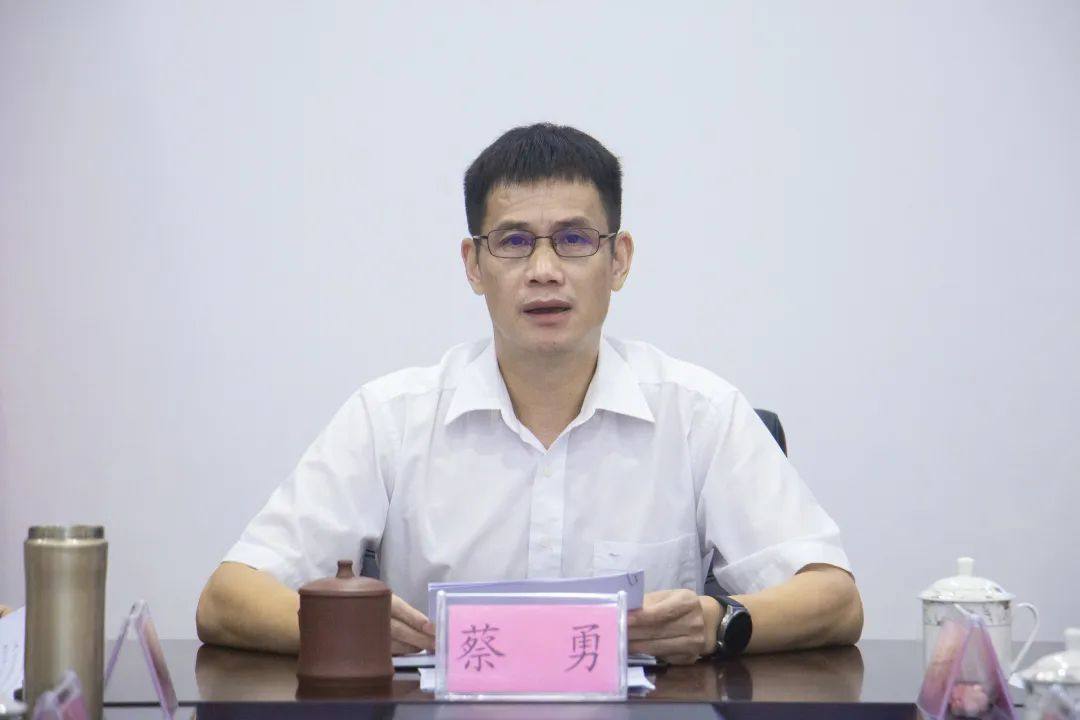 华锡集团召开10月份经济运营分析会议及11月份安全环保工作会议