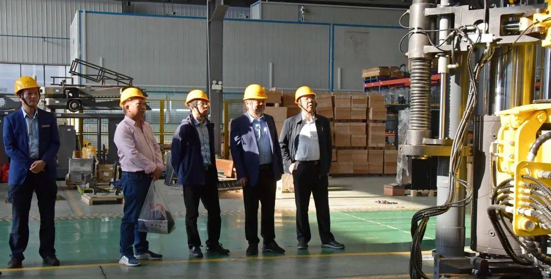 国家矿山安全监察局杨以民司长一行莅临湖南创远调研指导工作