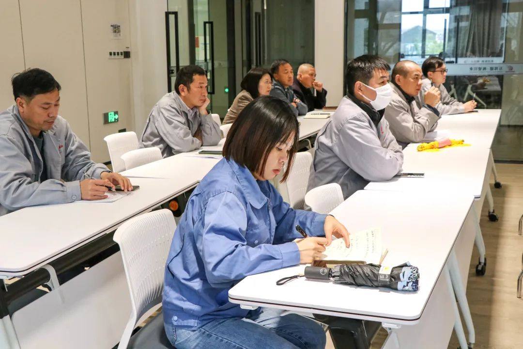 栋梁铝业公司召开行政制度宣贯暨常态行政合规行为检查启动会
