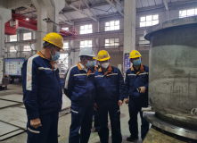 贵州铝厂陈刚到工服公司检查安全环保工作