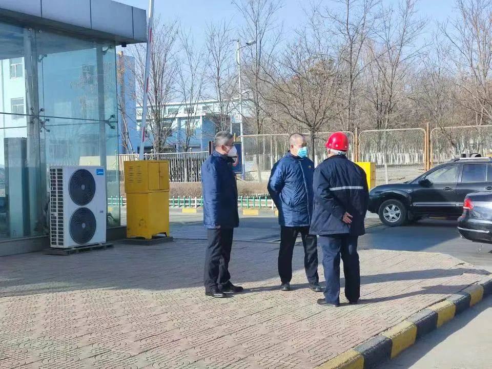 白银有色王普公到铜业公司铅锌厂第三冶炼厂调研督导工作