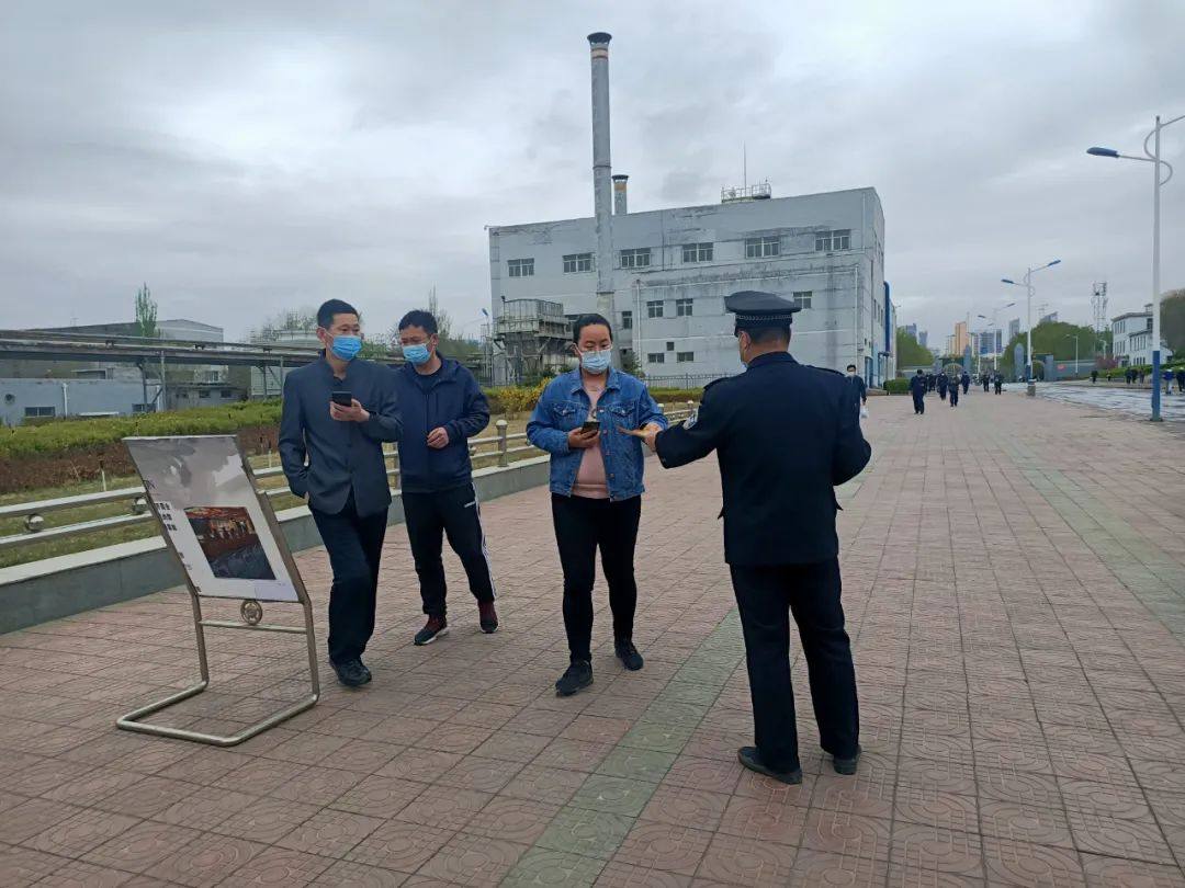 白银有色铜业公司宪法宣传周活动形式多样