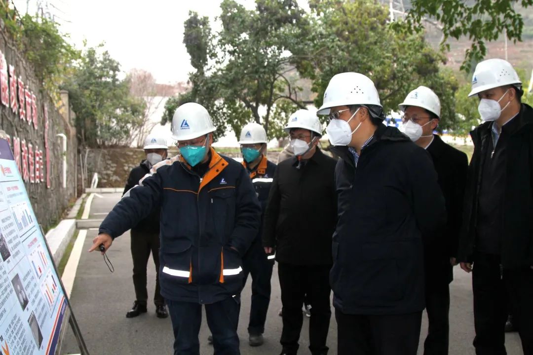 贵州省副省长陶长海到遵义铝业公司调研