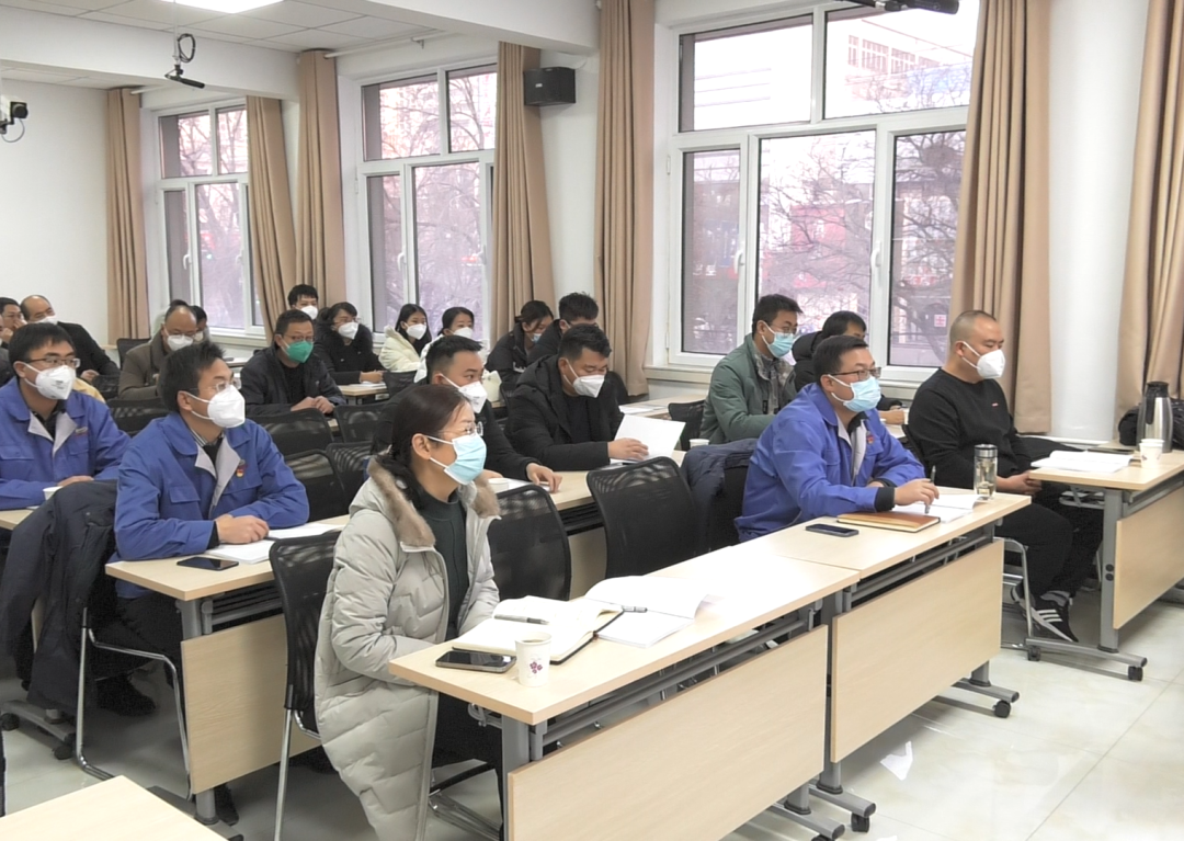 白银集团举办2022年环境保护法律法规培训