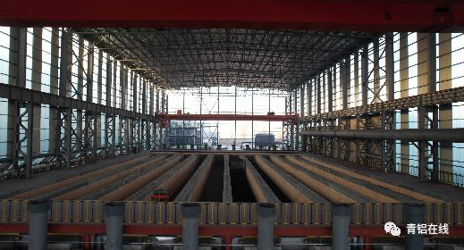 中鋁青海分公司石墨化陰極項目順利通電試生產