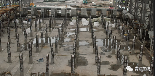 中鋁青海分公司石墨化陰極項目順利通電試生產