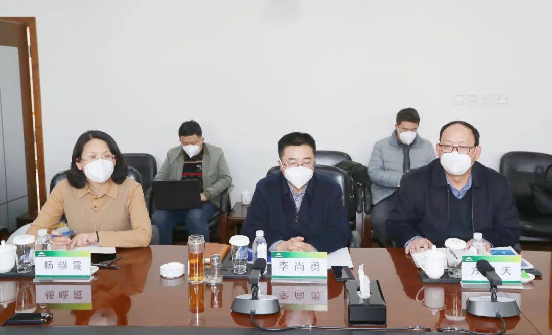 金川集团与广西防城港市港口区、贵州大龙汇成新材料公司座谈交流