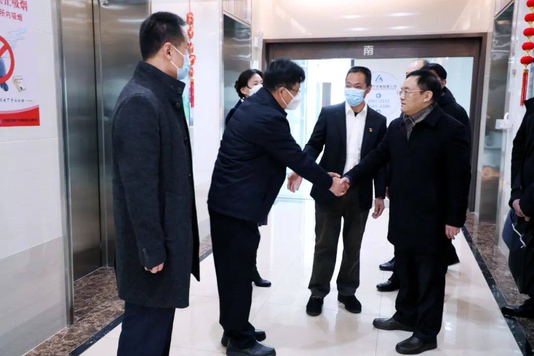 中铝集团董事长段向东慰问中国铜业干部员工