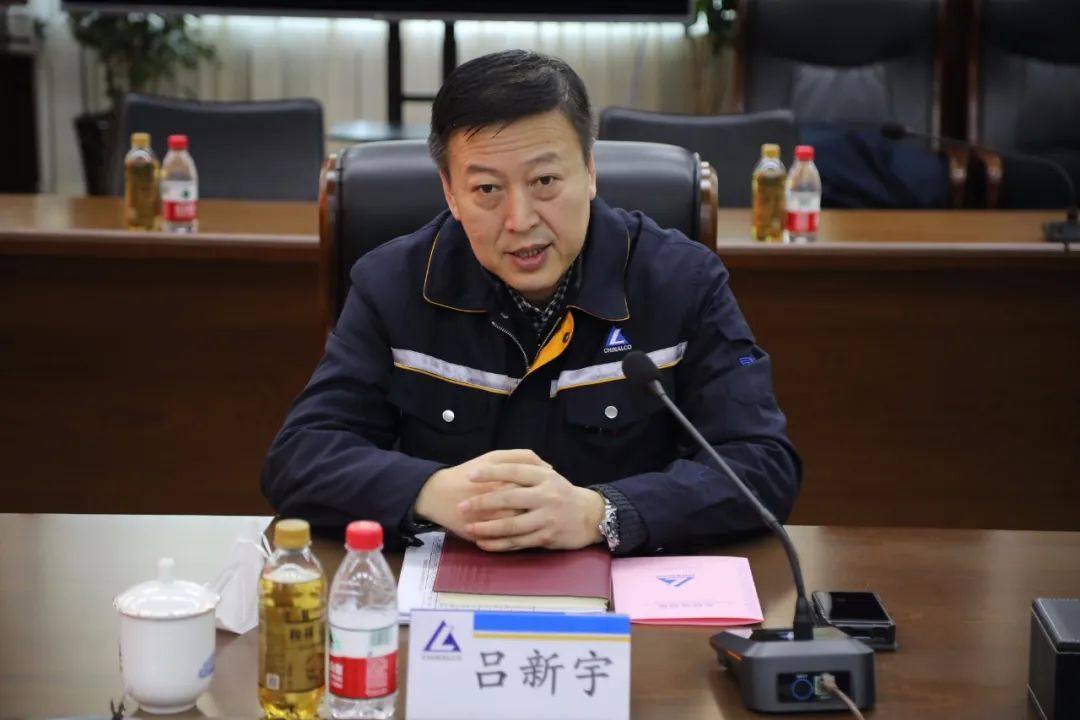苏州东南铝板带有限公司总经理张烜一行到中铝东轻访问交流