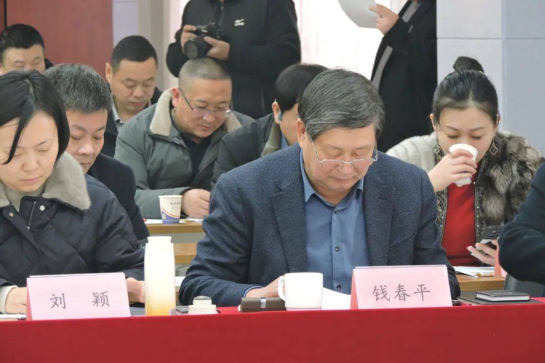 临沂市建设工业产品协会第五次会员代表大会在凯米特公司顺利召开