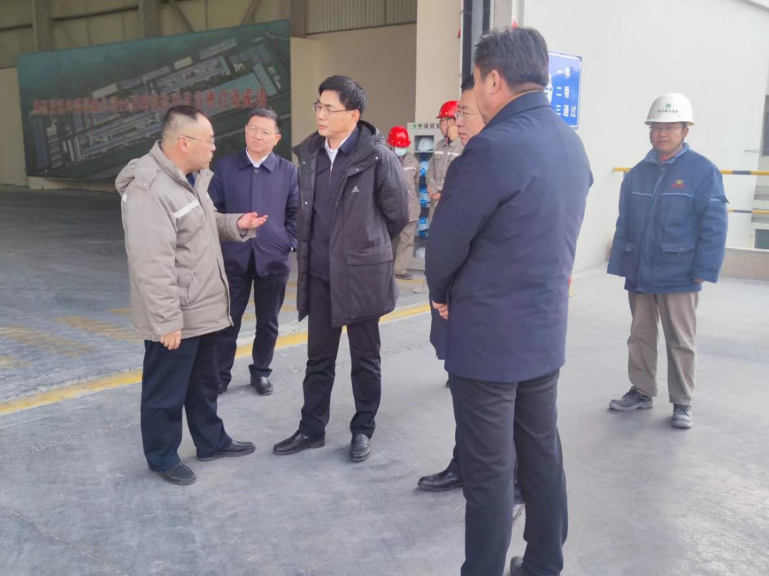 甘肃省白银市市委书记杨建武一行莅临中瑞铝业调研指导工作
