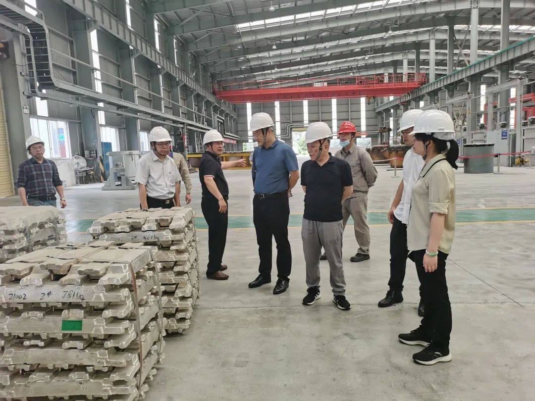 吉利百矿集团一高端应用科研项目通过验收